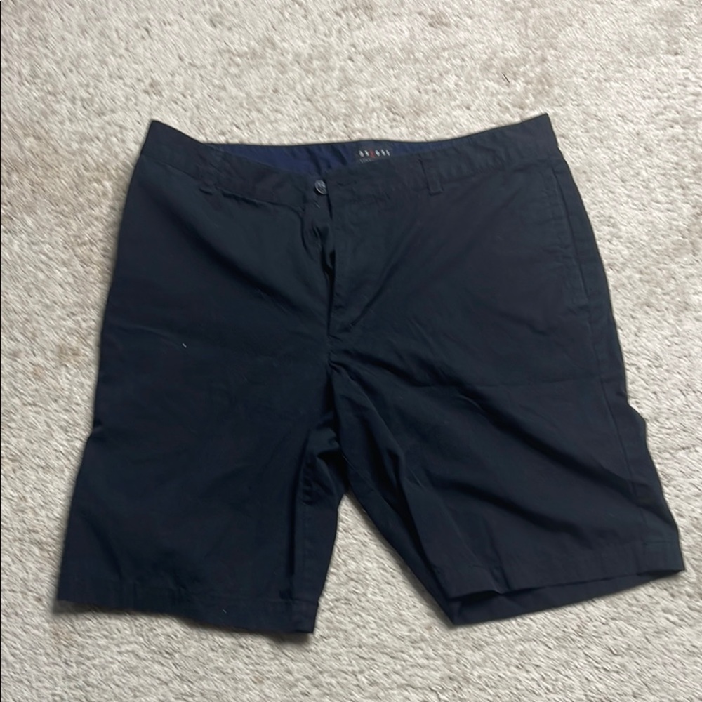 Axcess Black Flat Front Knee-Length Shorts